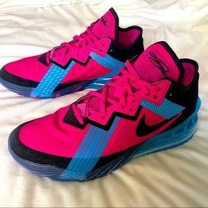 NIKE LEBRON XVIII LOW ‘NEON NIGHTS’
